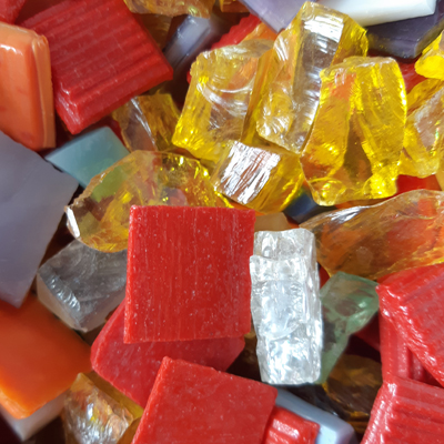 balade-art-nature-baie-de-somme-atelier-mosaïque-tesselle-pate-et-dalle-de-verre-galerie-d-art-agnes-bourdon-guide-nature-artiste-contemporain